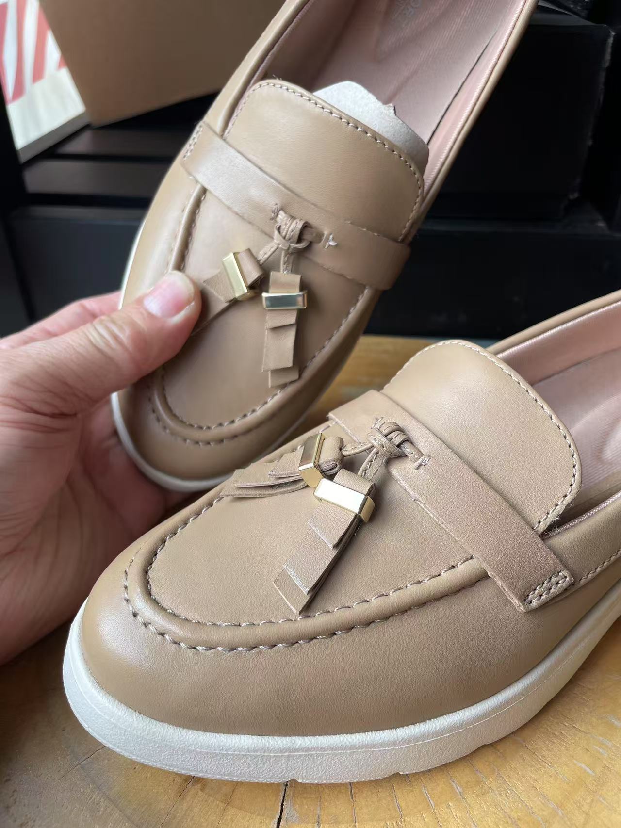 Rockport women's Ultra-Light Comfortable Casual Loafers in British Style(second-hand)