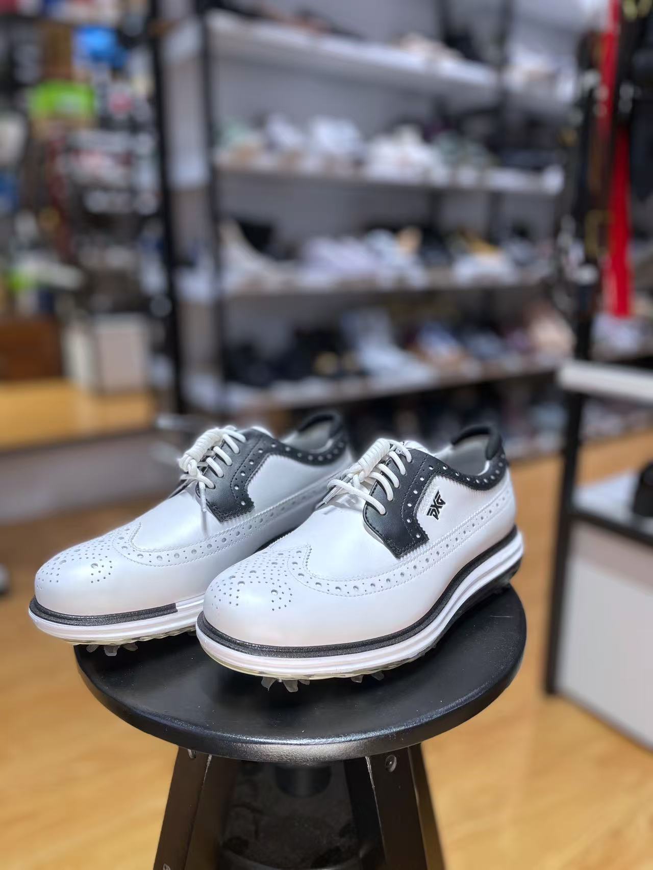 Cole haan wowen's golf shoes leather (second-hand)