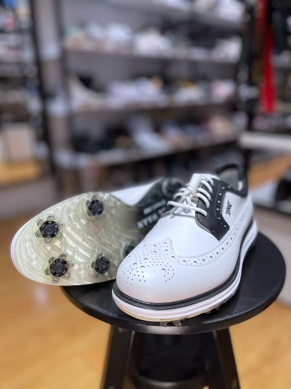 Cole haan wowen's golf shoes leather (second-hand)