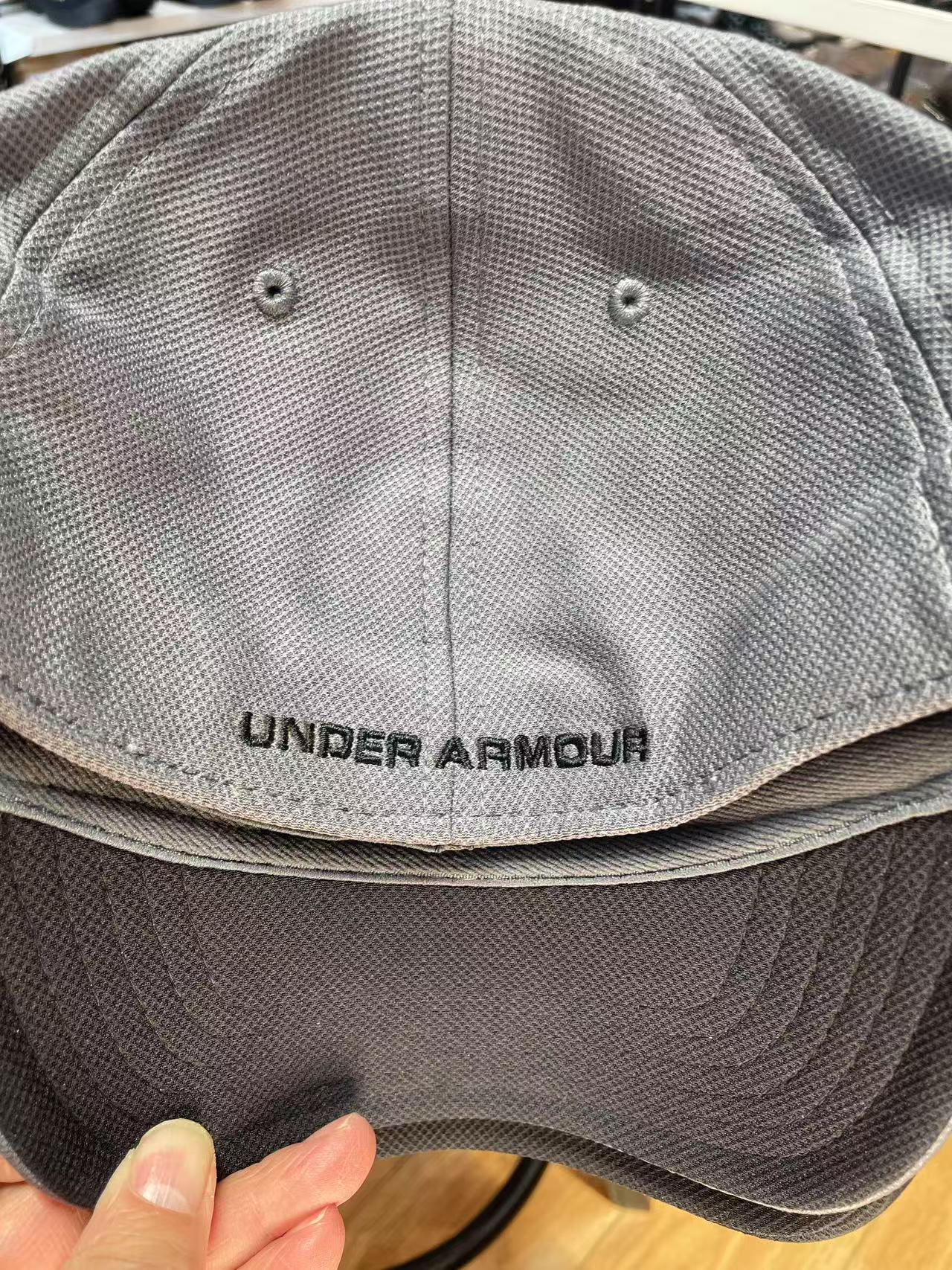 High quality and comfortable baseball cap, size L for men and size mL for women(second-hand)