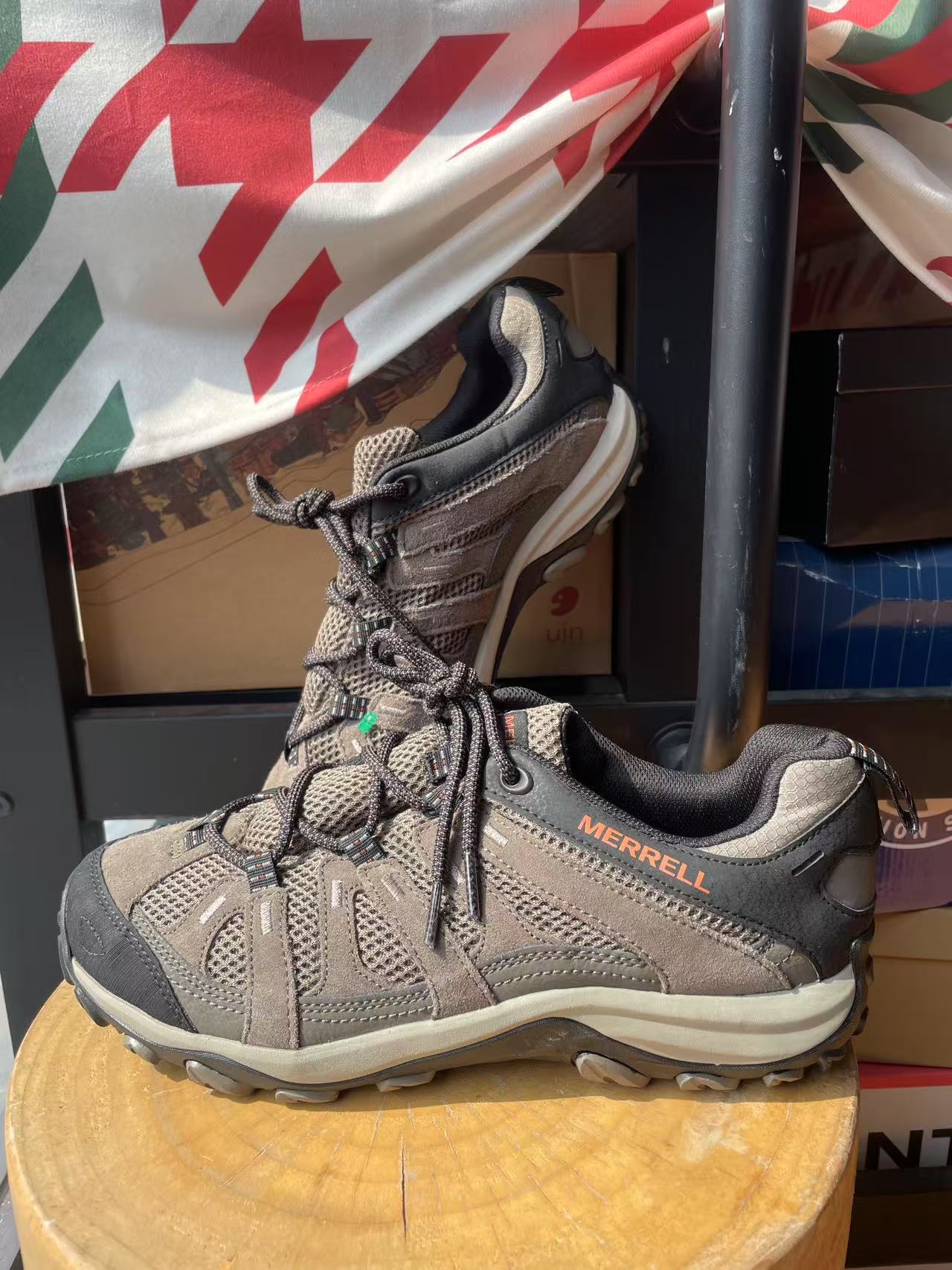Merrell men's outdoor shoes size43 and above(second-hand)