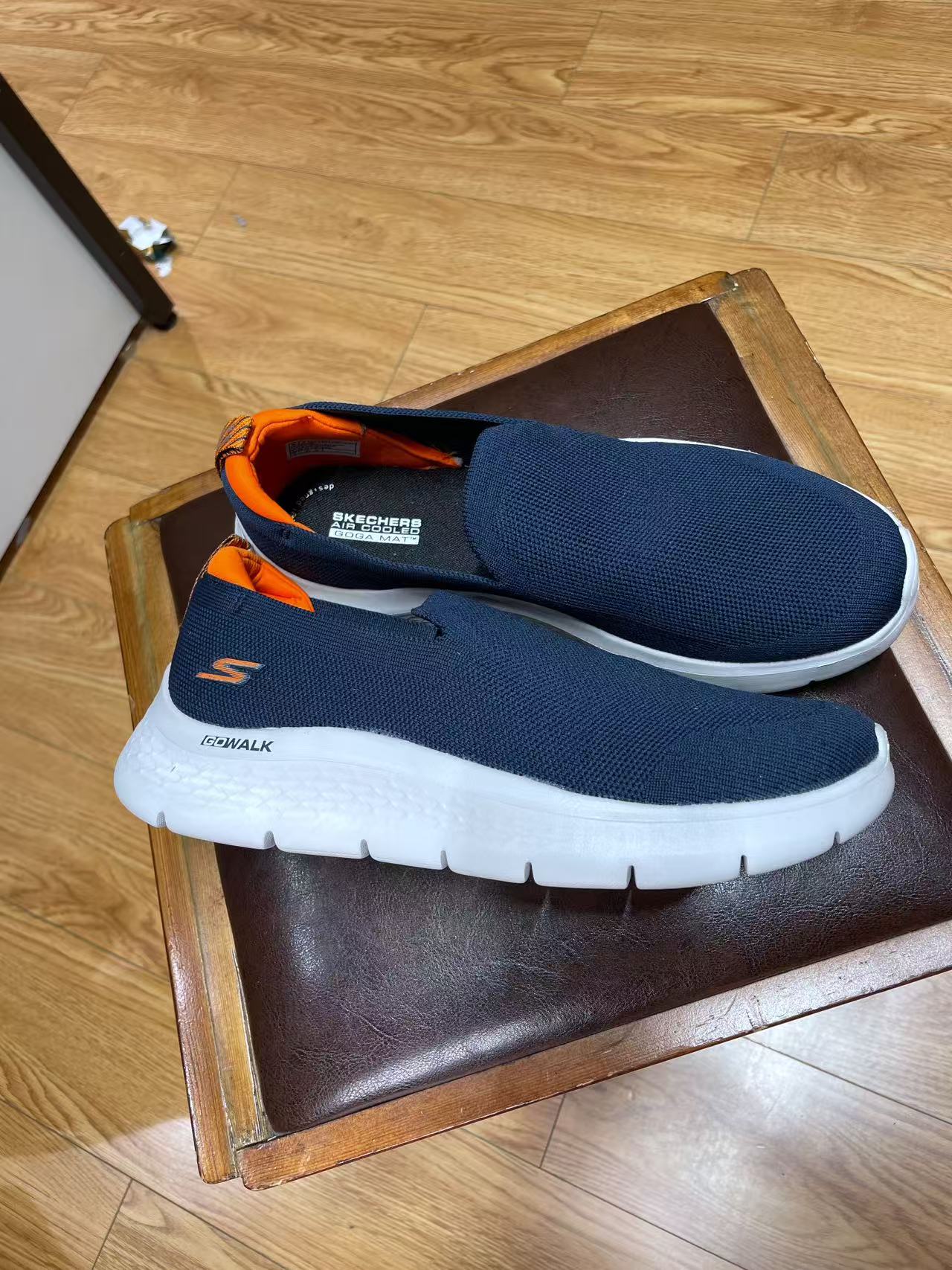 Men's walking shoes Light and comfortbable