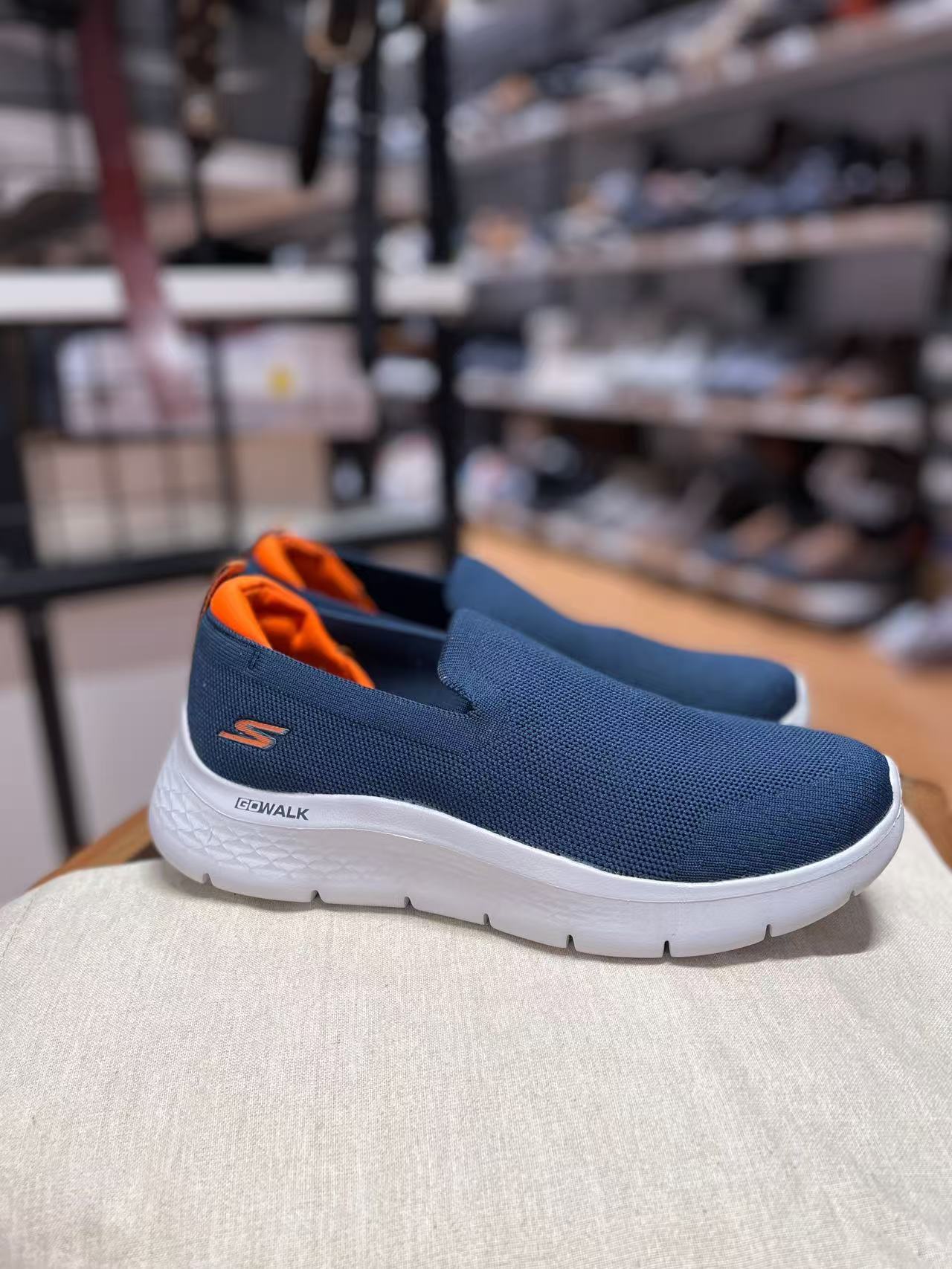Men's walking shoes Light and comfortbable