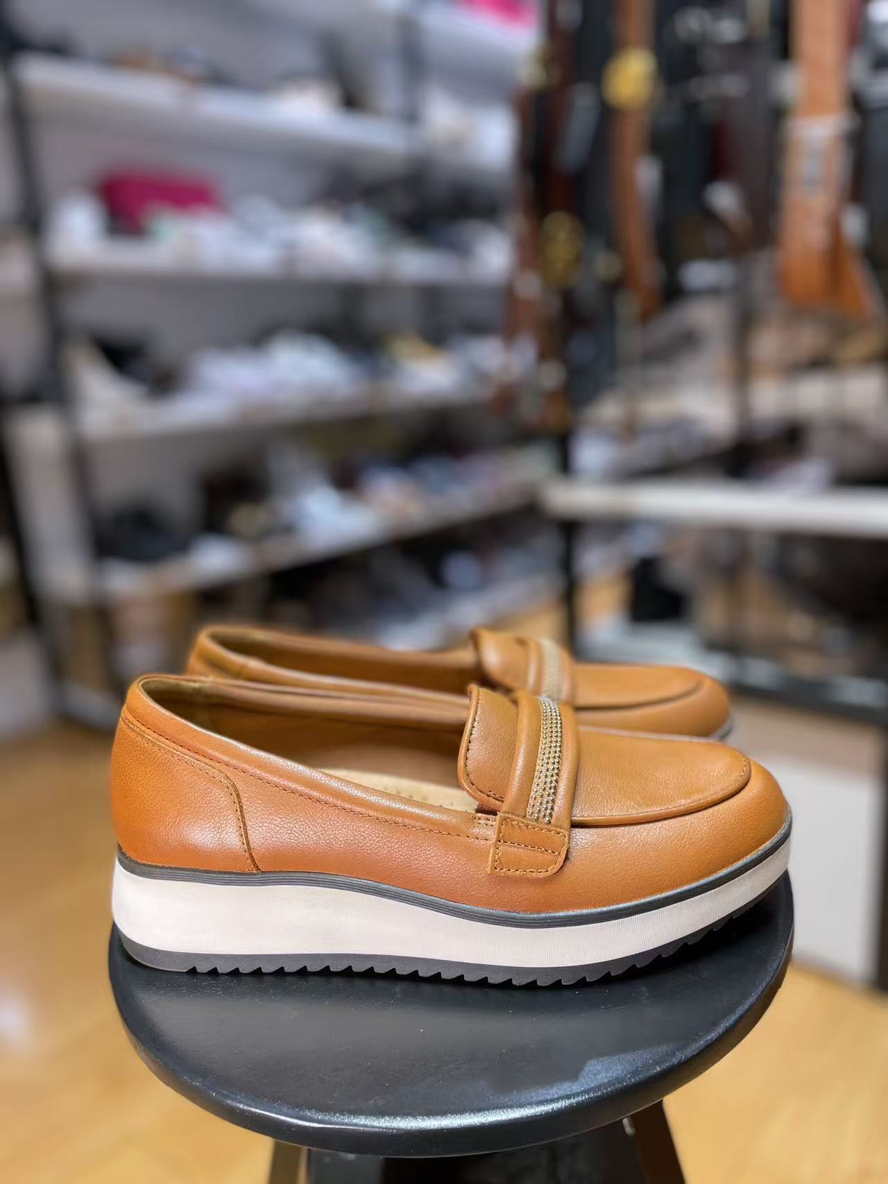 Women's loafers,Large-size(second-hand)