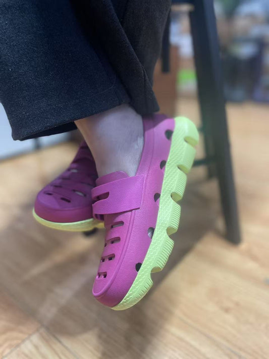 High quality and comfortable women's wading sandals(second-hand)