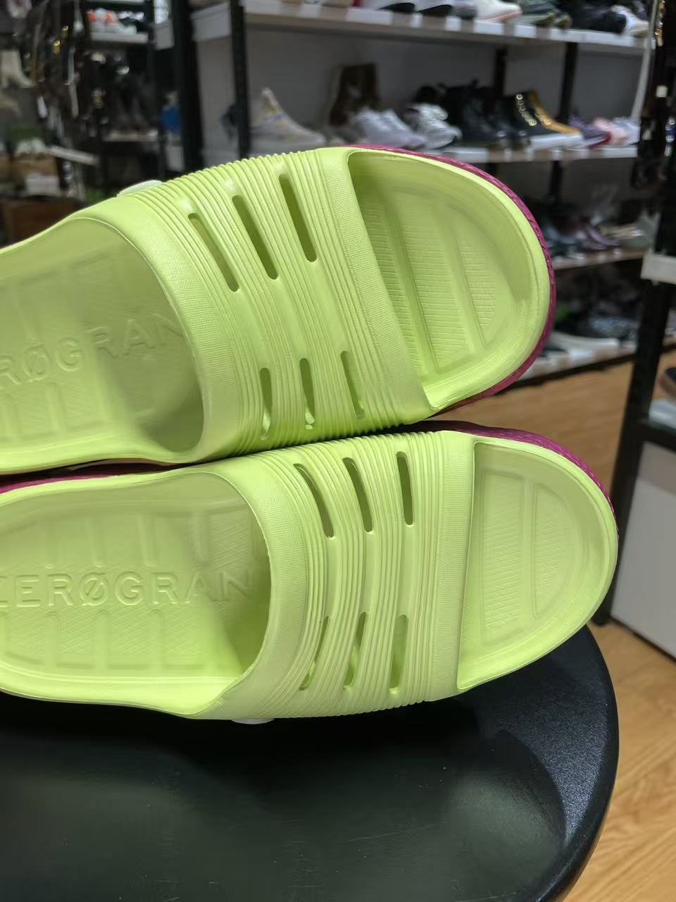 High quality and comfortable women's wading sandals(second-hand)