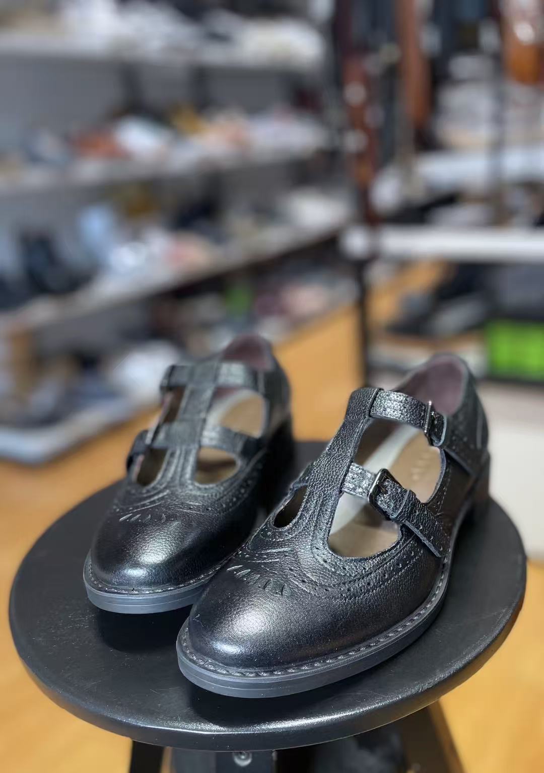 High quality vintage women's leather flats shoes