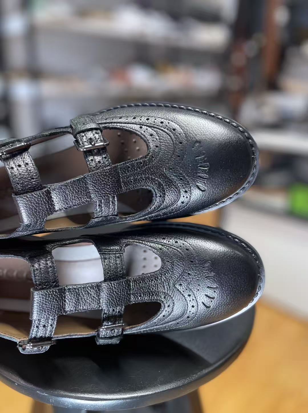 High quality vintage women's leather flats shoes
