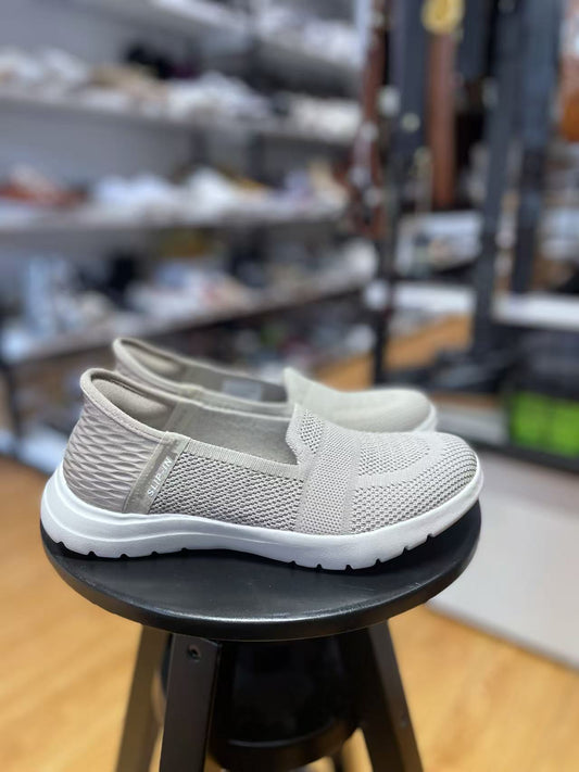 comfortable simple and breathable women's walking  shoes