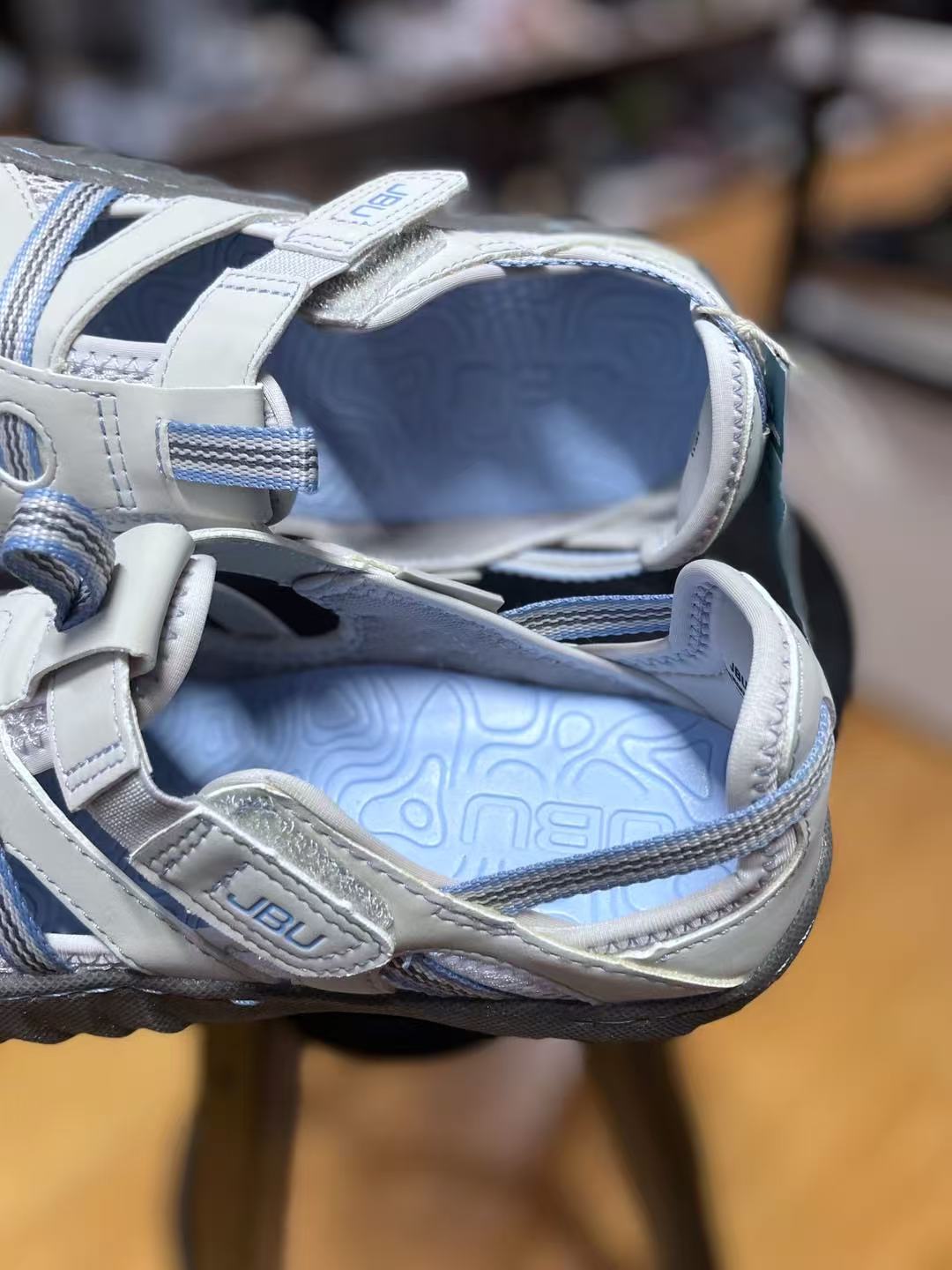 JBU women's hollow casual shoes(second-hand)