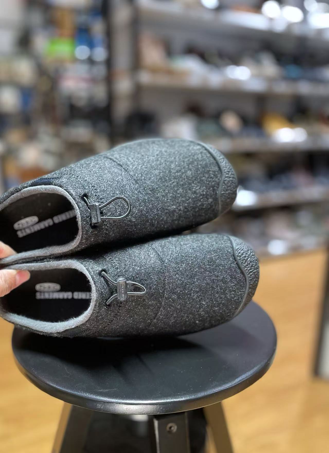 women's outdoor slippers