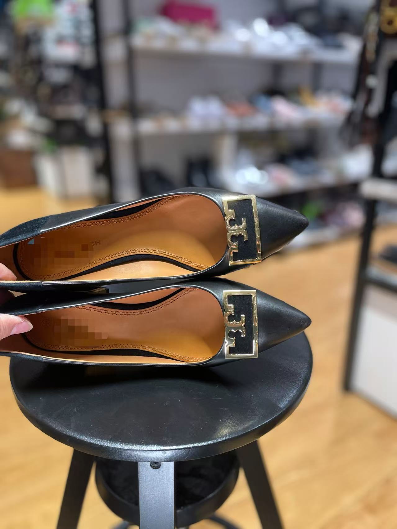 TB fashion high heels (second hand)