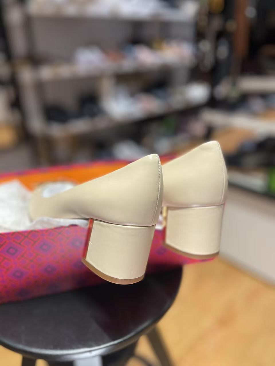 TB fashion high heels (second hand)