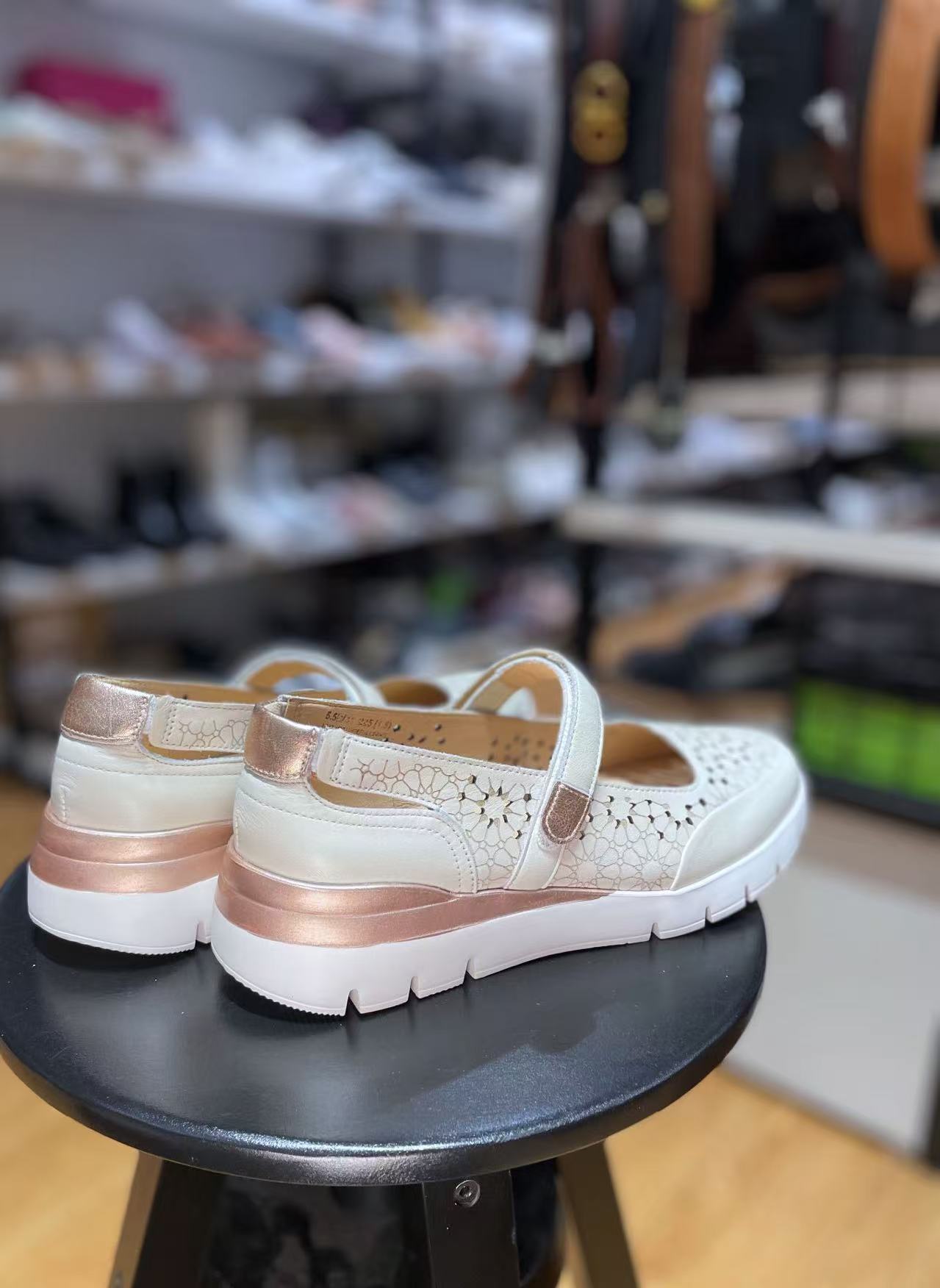High quality leather Mary Zeng single shoes