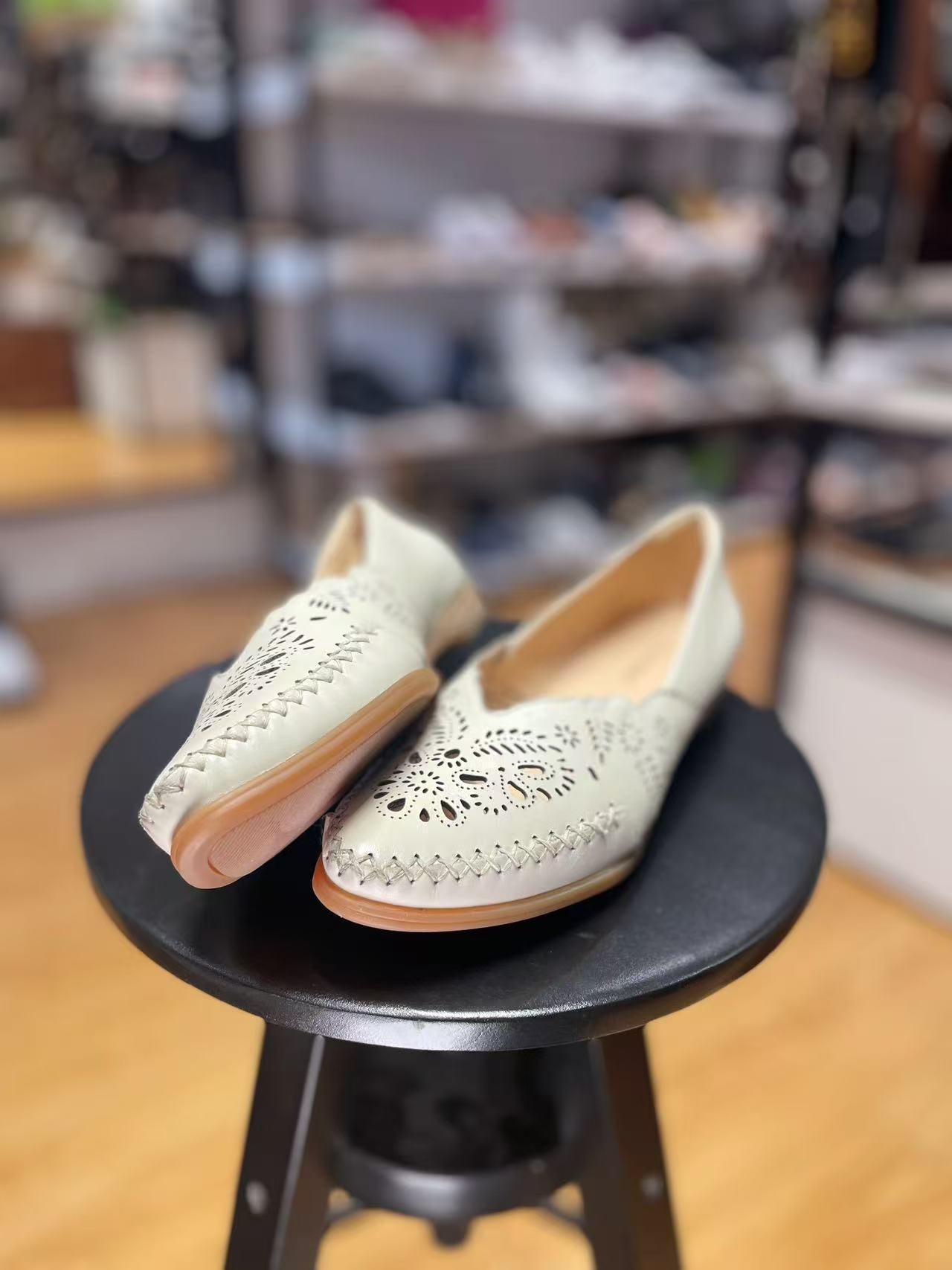 High quality soft and comfortable leather women's shoes