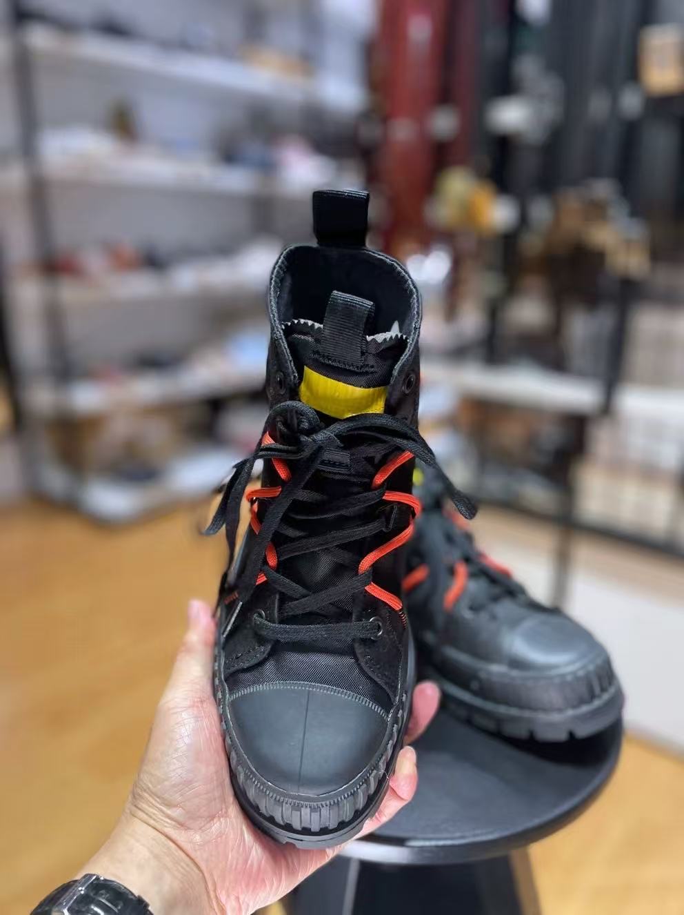 Women's outdoor canvas shoes(second-hand)