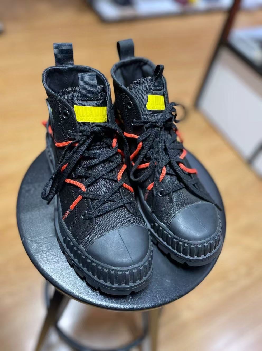 Women's outdoor canvas shoes(second-hand)