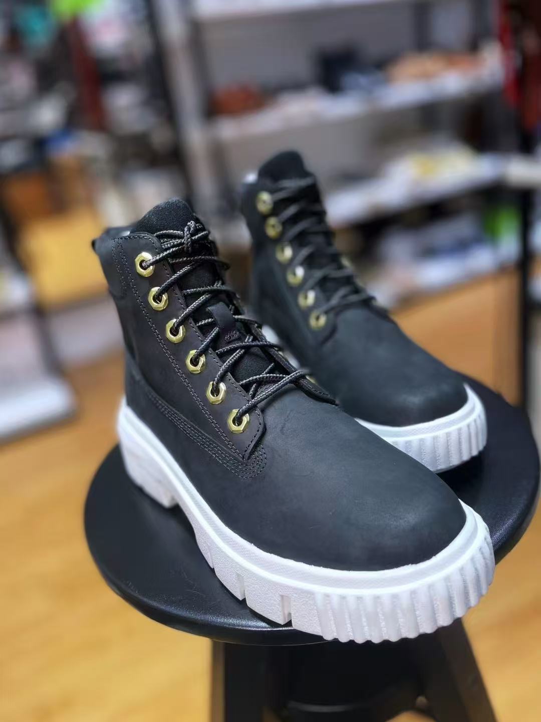 Timberland women's outdoor work boots (second-hand)