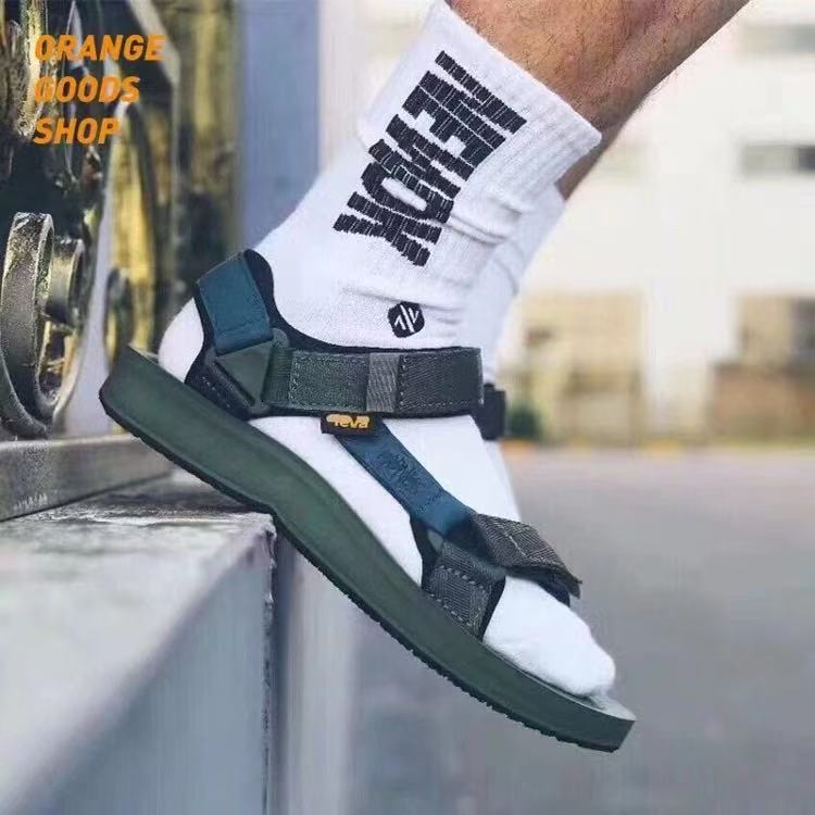 Teva men's beach  sandals (second-hand)