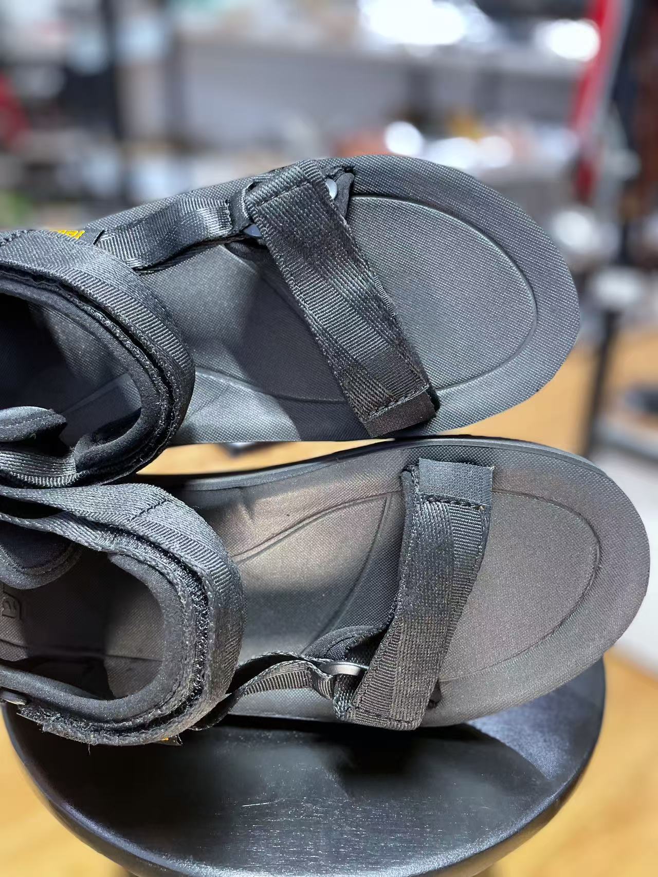 Teva men's beach  sandals (second-hand)